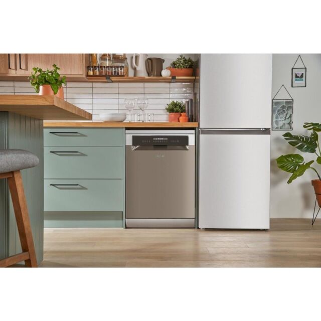 Hotpoint HFP 5O41 WLG X UK Dishwasher - Stainless Steel
