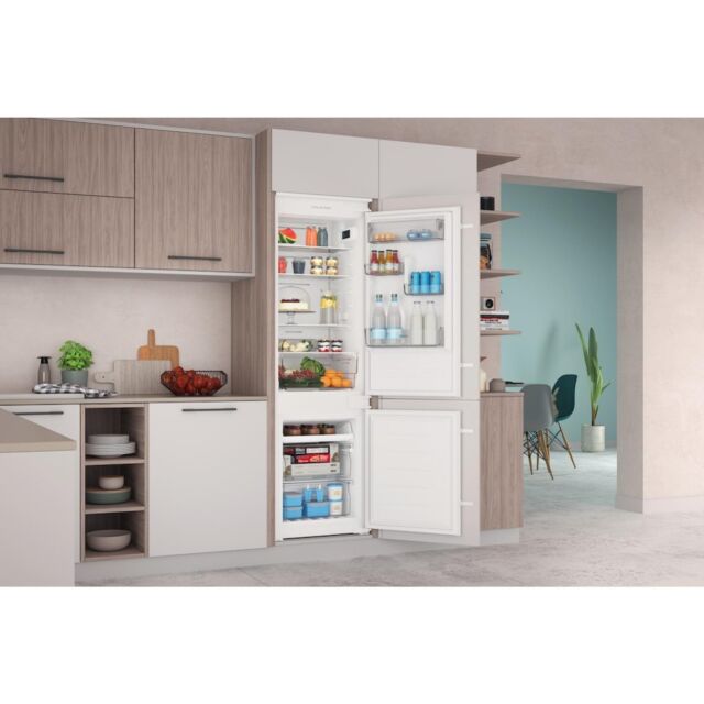 Indesit INC18T312UK Total No Frost Integrated Fridge Freezer - White