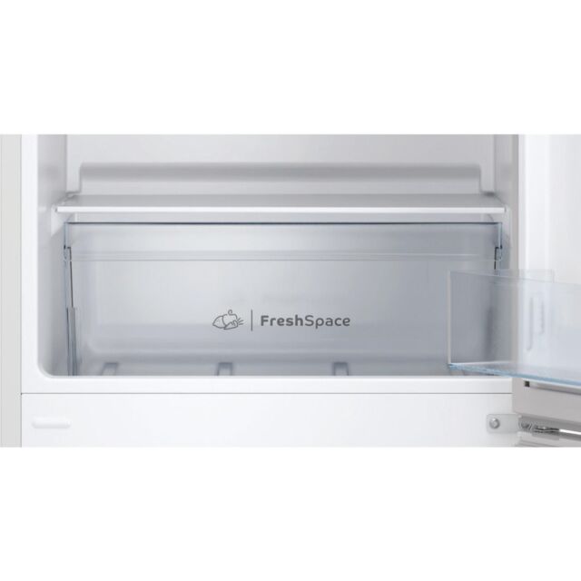 Indesit IB55 532 W UK Freestanding Fridge Freezer