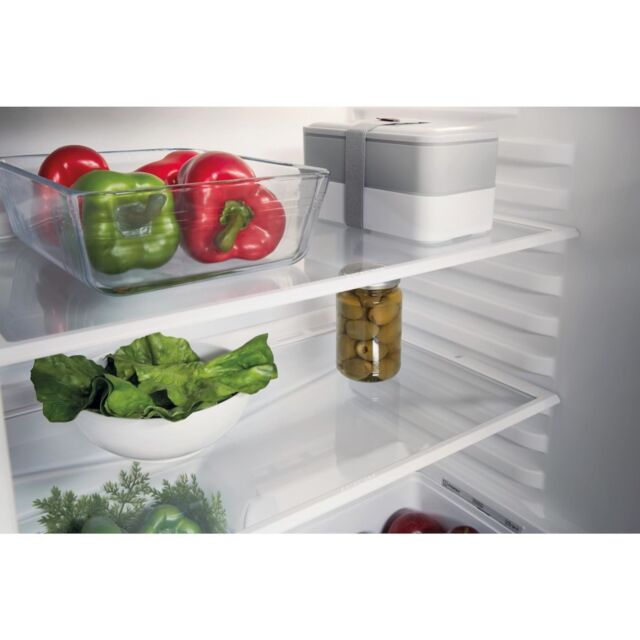 Indesit INBUL011.UK Undercounter Integrated Fridge