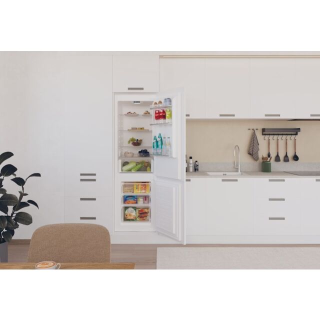 Candy CBBML18EK Integrated 70/30 Fridge Freezer - White - E Rated