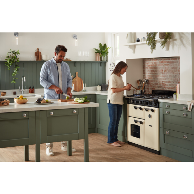 Rangemaster CLDLO110EIPPCR/CM1 Classic Deluxe 110 Induction Range Cooker - Pale Cream - A Rated